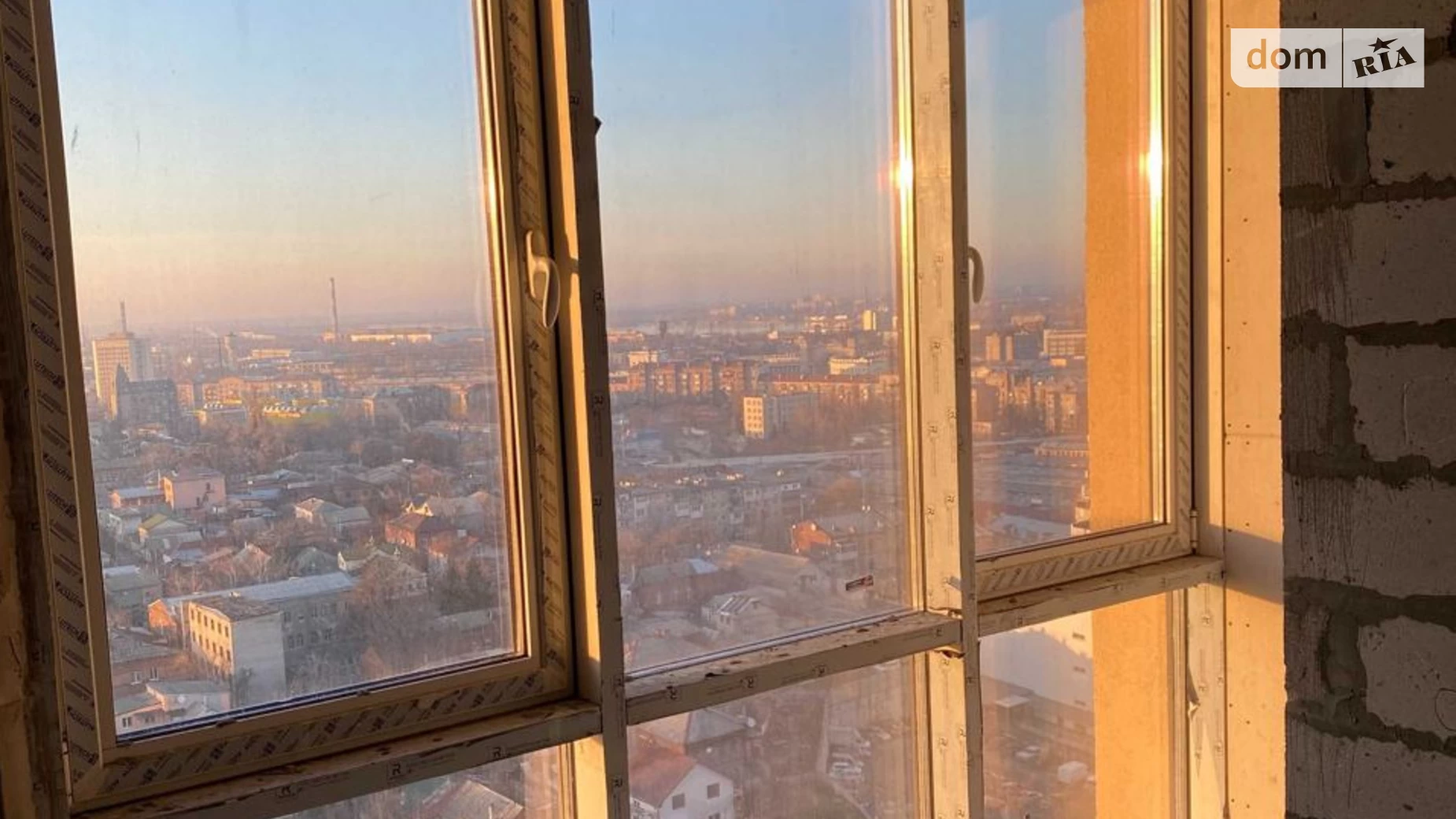 Продается 3-комнатная квартира 116.4 кв. м в Днепре, цена: 118000 $ - фото 2