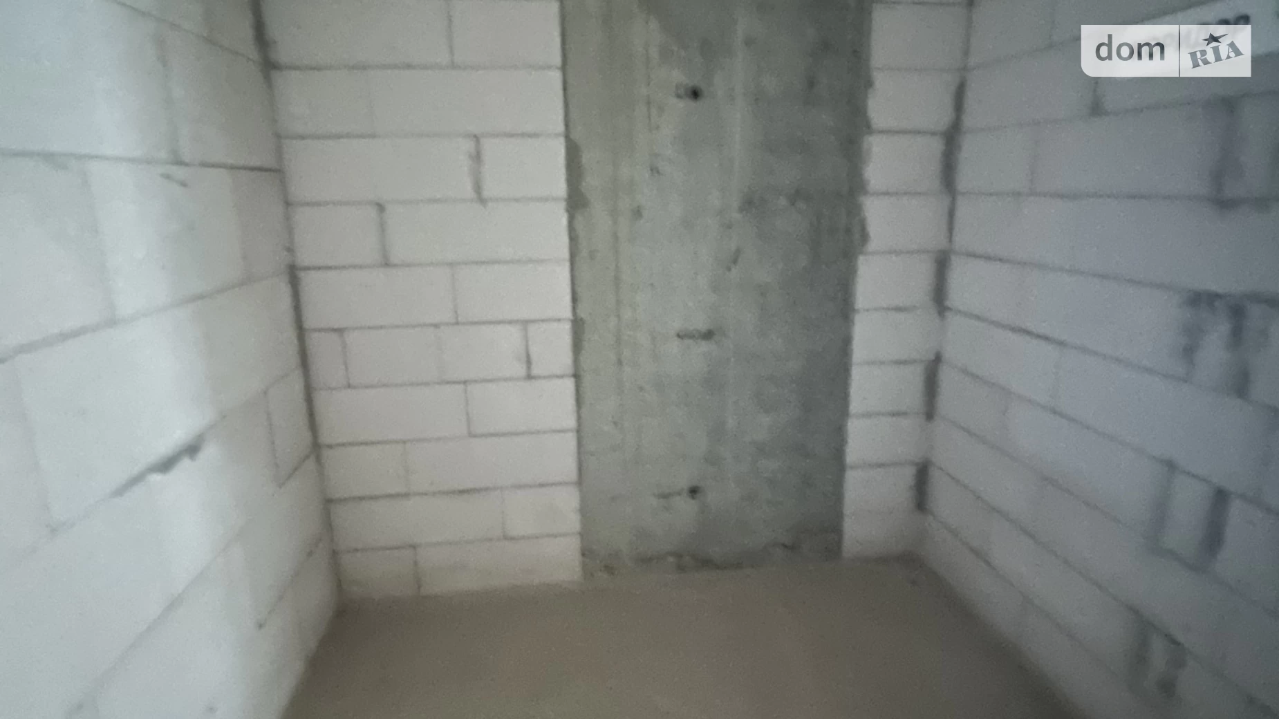 Продается 1-комнатная квартира 43 кв. м в Ивано-Франковске, ул. Крайковского, 1А корпус 8 - фото 3