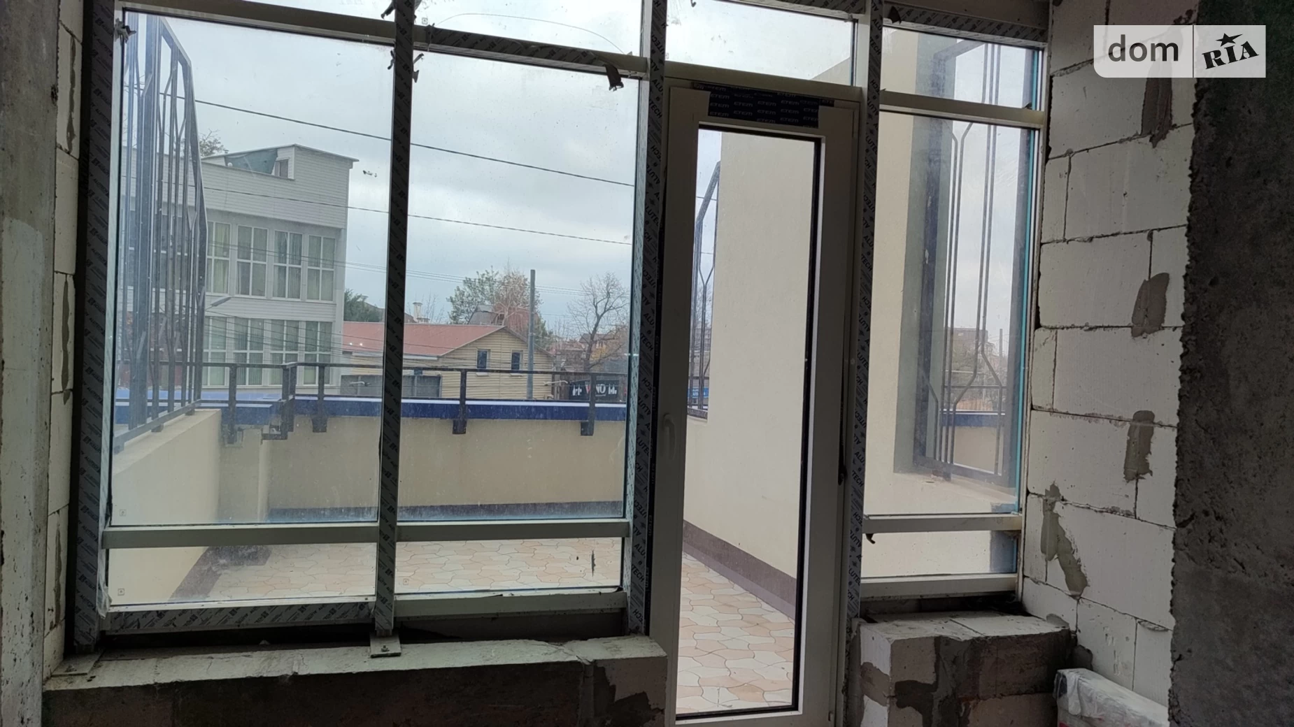 Продается 1-комнатная квартира 54 кв. м в Одессе, Фонтанская дор., 124 - фото 4