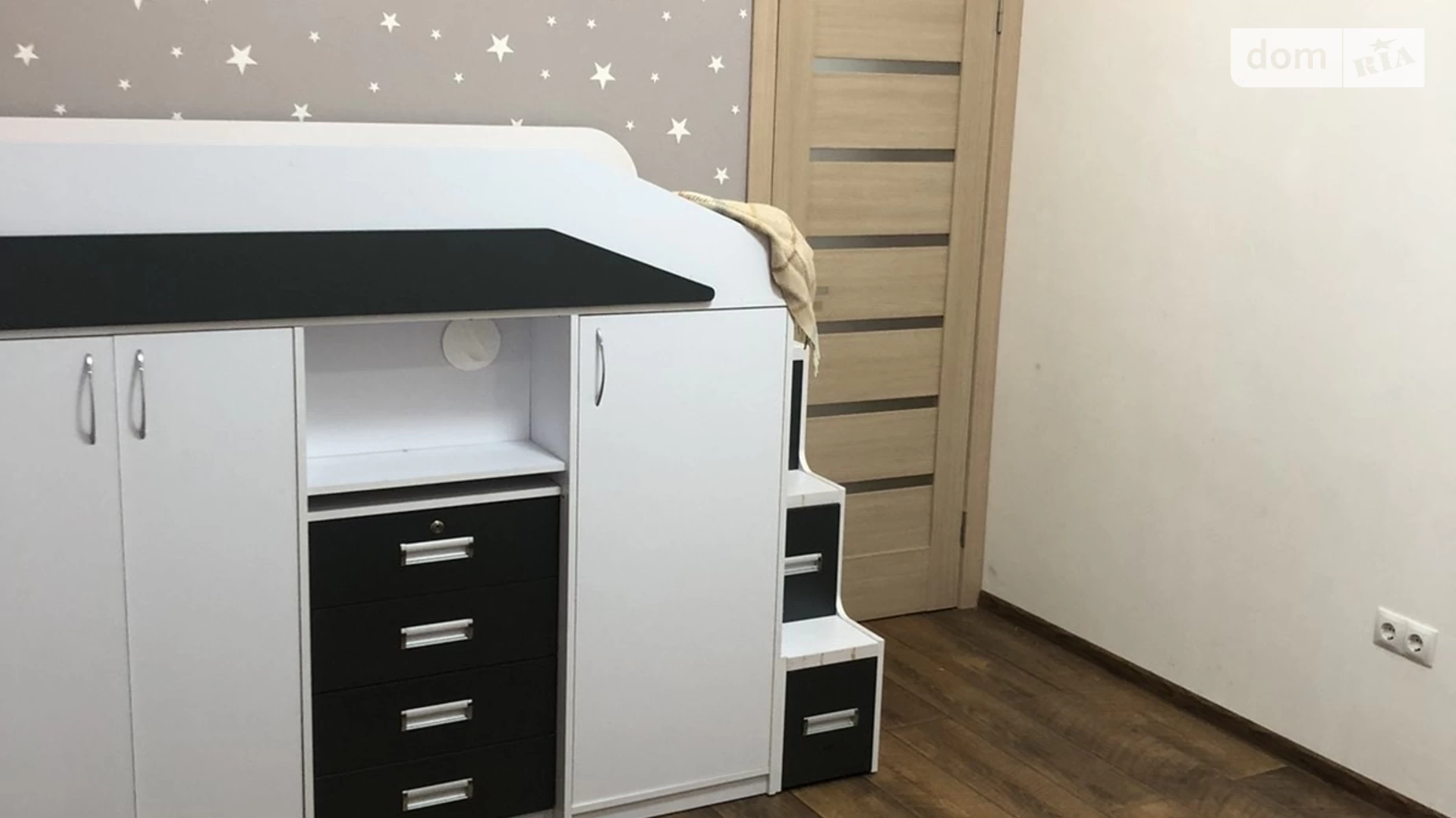 Продається 1-кімнатна квартира 37 кв. м у Крижанівка, вул. Захисників України(Генерала Бочарова), 44/6 - фото 4