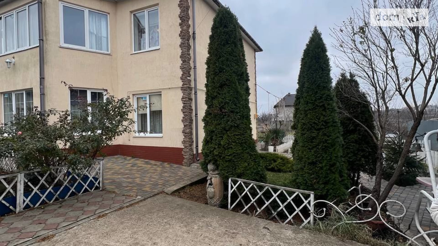 Продается дом на 2 этажа 200 кв. м с верандой, цена: 109999 $ - фото 2