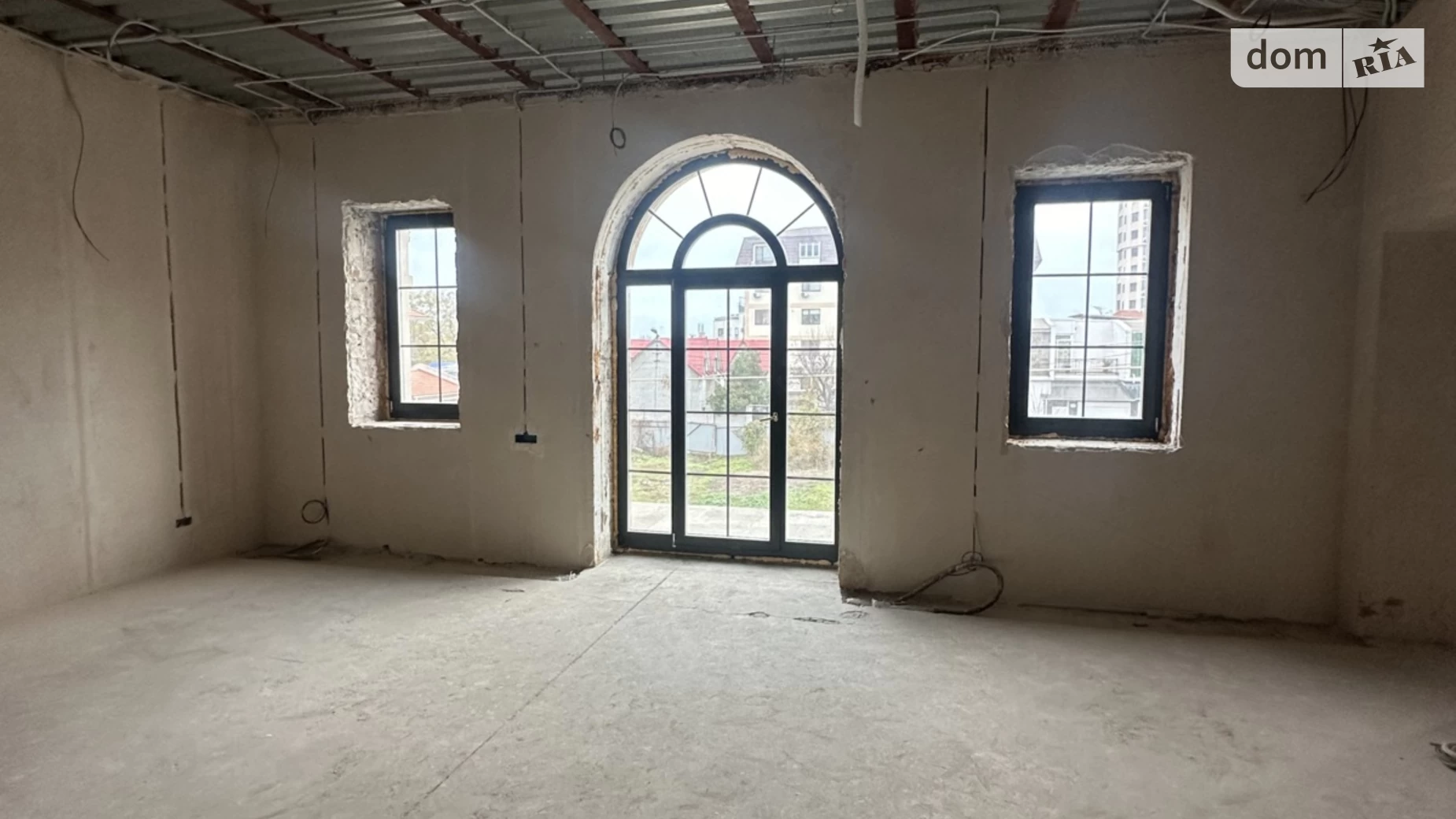 Продается дом на 3 этажа 750 кв. м с верандой, цена: 690000 $ - фото 5