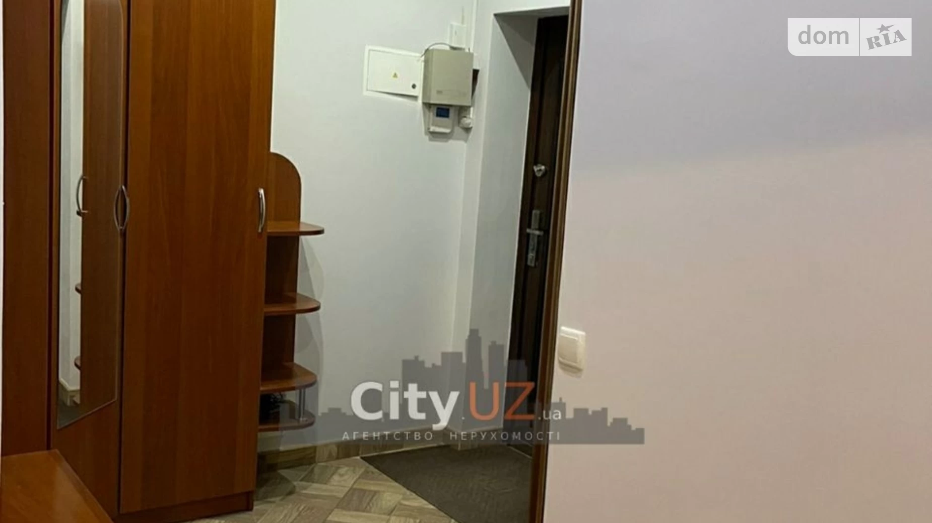 Продается 2-комнатная квартира 46 кв. м в Ужгороде, ул. Петра Линтура - фото 2