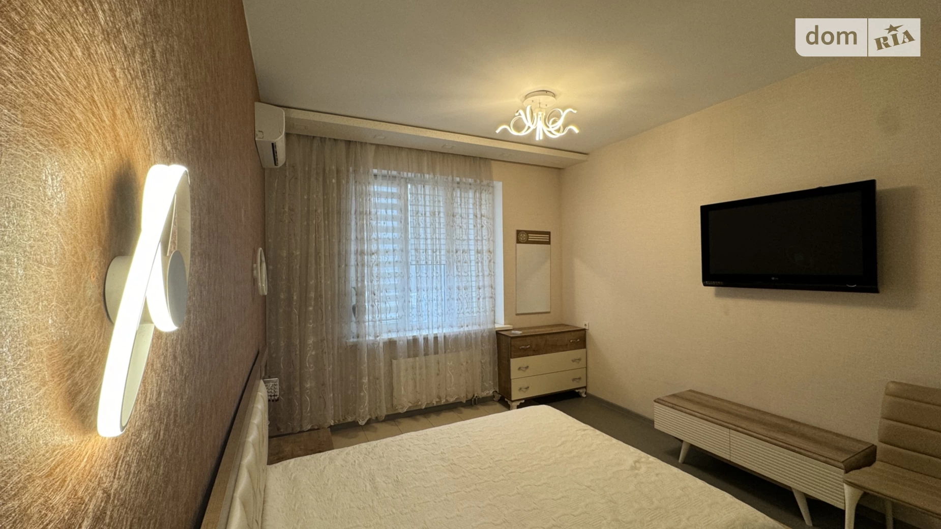 Сдается в аренду 2-комнатная квартира 90 кв. м в, цена: 900 $ - фото 2