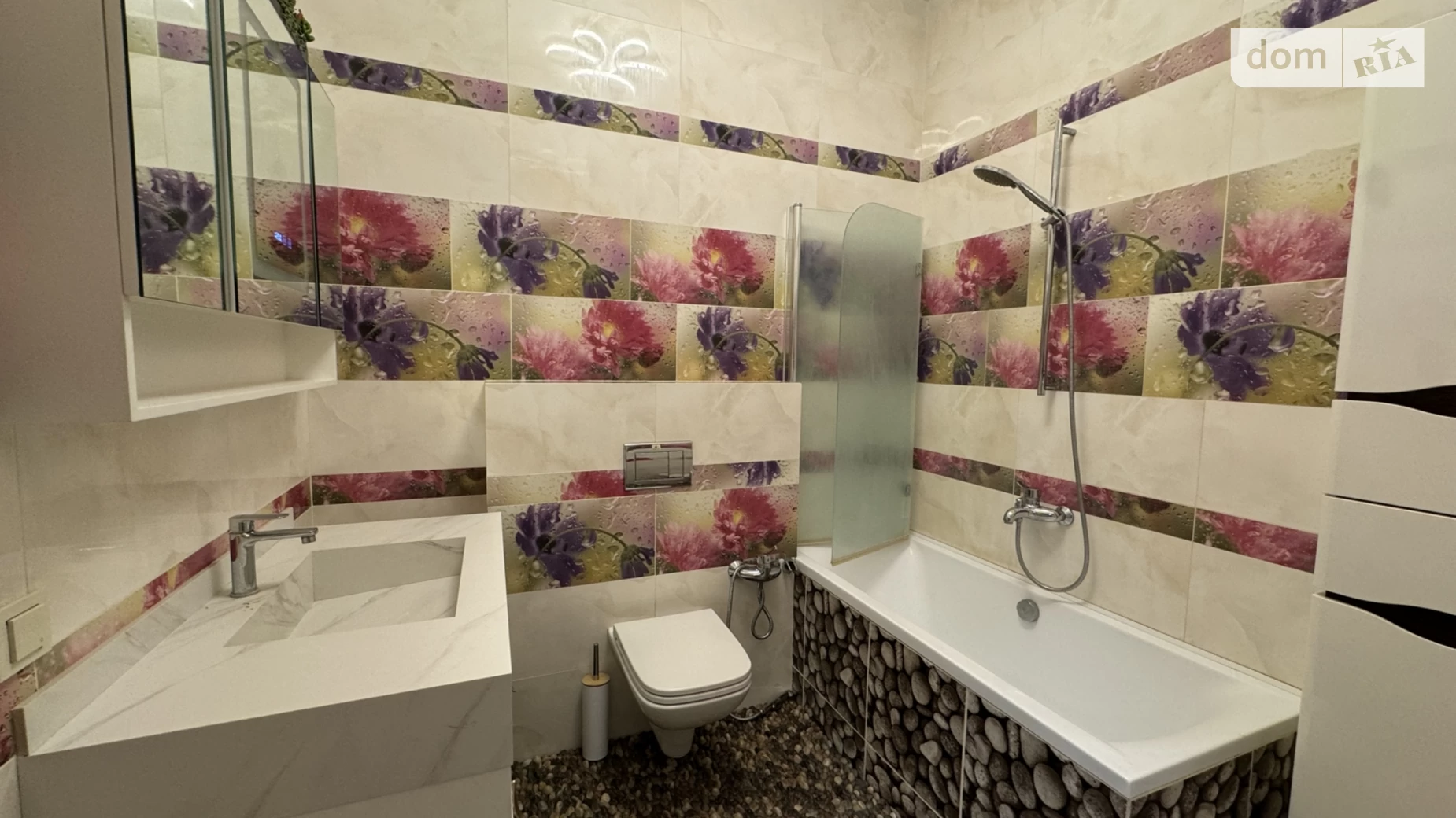 Сдается в аренду 2-комнатная квартира 90 кв. м в, цена: 900 $ - фото 5