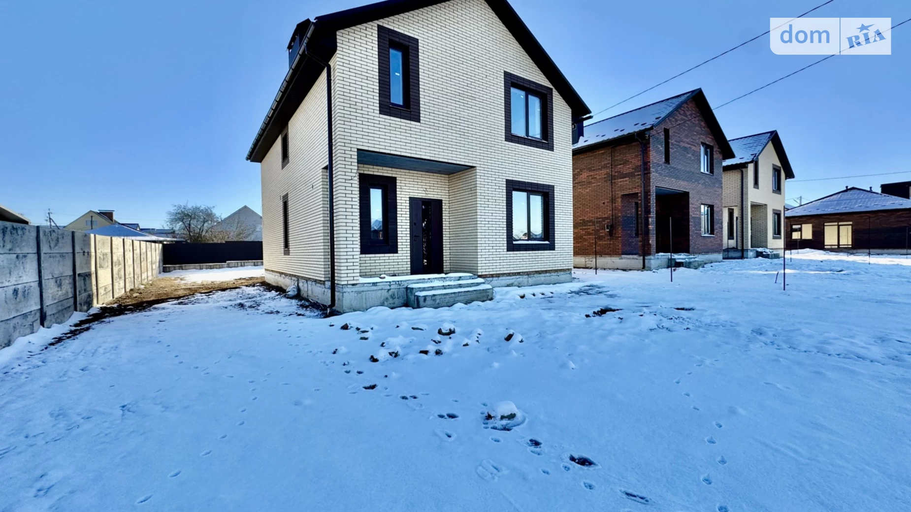 Продается дом на 2 этажа 125 кв. м с участком, цена: 105000 $ - фото 2