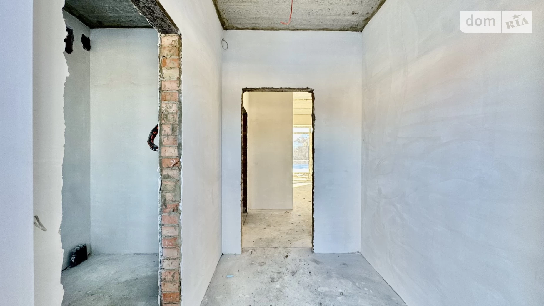 Продается дом на 2 этажа 125 кв. м с участком, цена: 105000 $ - фото 4