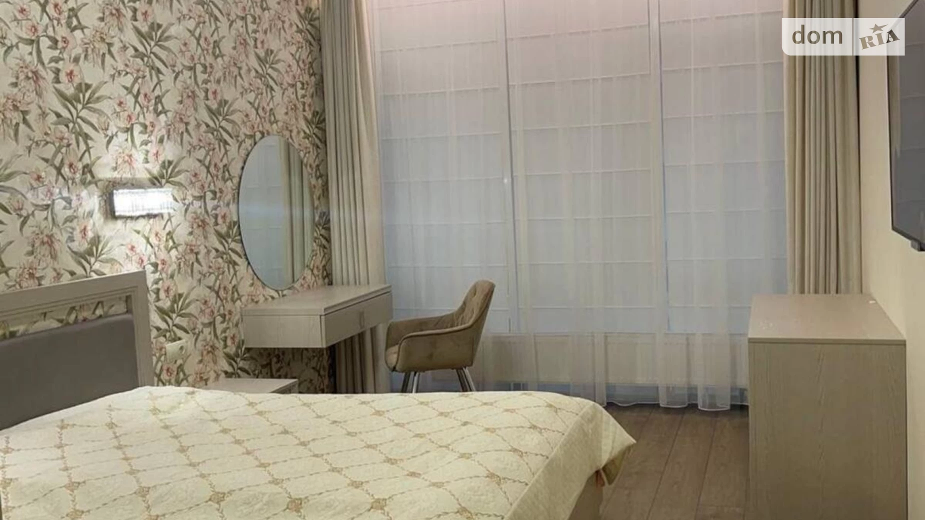 Продається 2-кімнатна квартира 73 кв. м у Одесі, пров. Курортний, 1 - фото 2