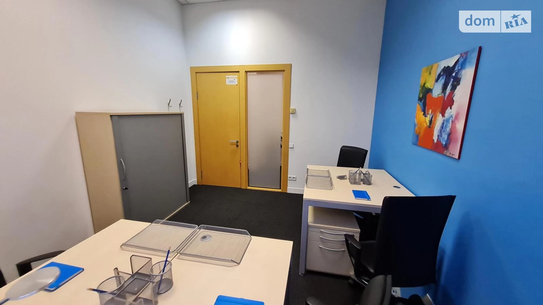Сдается в аренду офис 30 кв. м в бизнес-центре, цена: 533 $ - фото 2