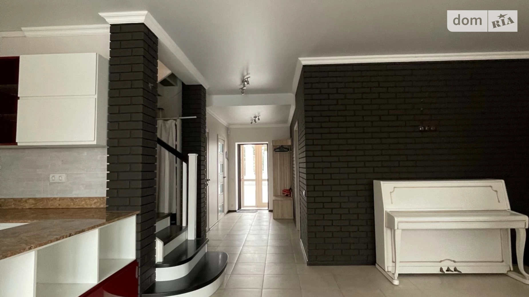 Продается дом на 2 этажа 142 кв. м с подвалом, цена: 160000 $ - фото 3