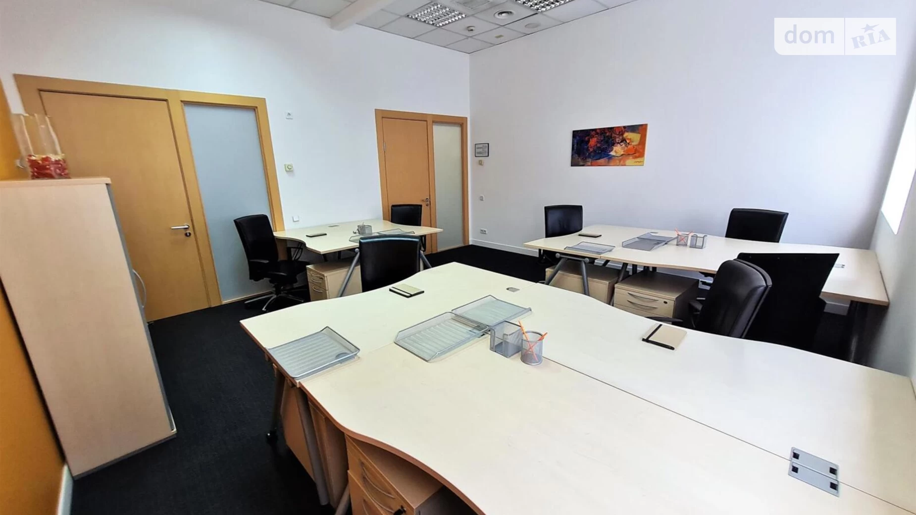 Сдается в аренду офис 60 кв. м в бизнес-центре, цена: 1109 $ - фото 3