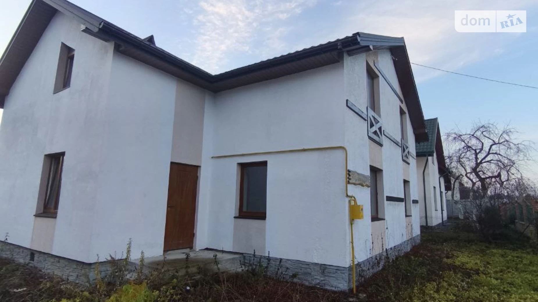 Продается дом на 2 этажа 250 кв. м с бассейном, цена: 120000 $ - фото 4