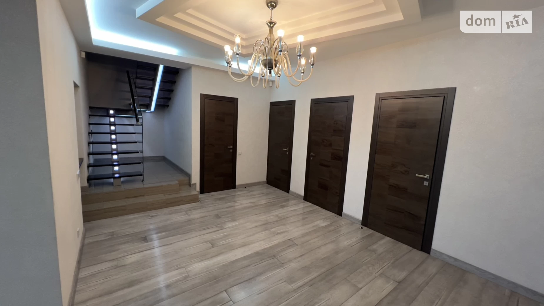 Здається в оренду 3-кімнатна квартира 213 кв. м у Києві, наб. Оболонська, 7 корпус 2 - фото 4
