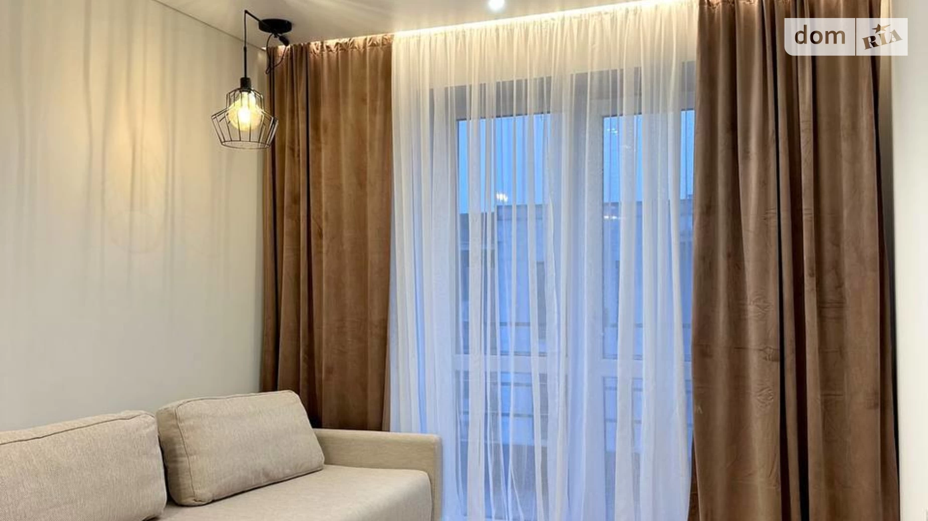 Продается 1-комнатная квартира 37.2 кв. м в Ужгороде, ул. Тлехаса, 19 корпус 1 - фото 2