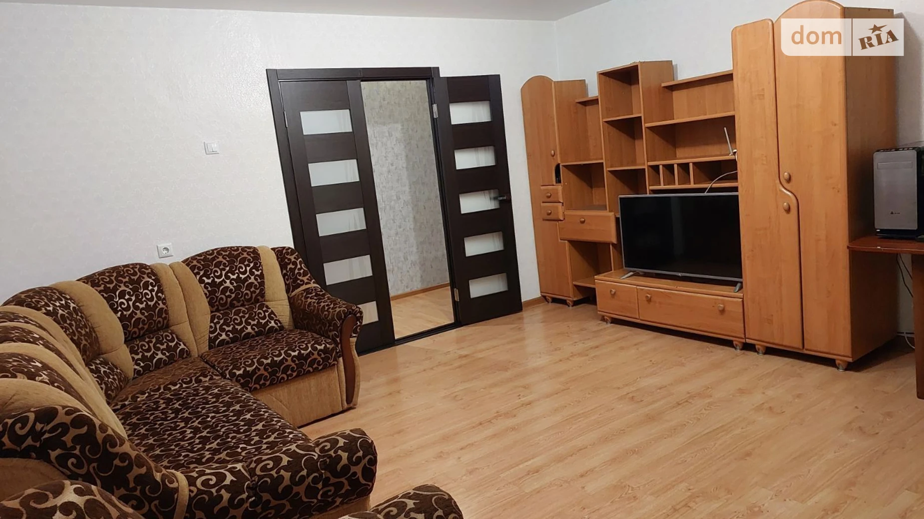 Продается 3-комнатная квартира 70.6 кв. м в Виннице, ул. Антонова Олега - фото 2