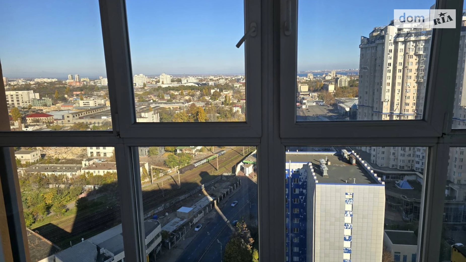 вул. Середньофонтанська, 35 корпус 1 Приморський Одеса ЖК Апельсин - фото 2