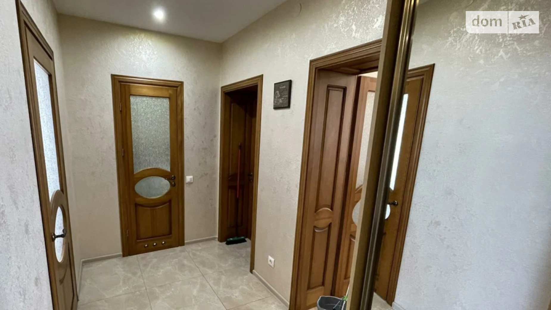 Сдается в аренду 1-комнатная квартира 60 кв. м в Львове, ул. Молдавская, 35 - фото 4