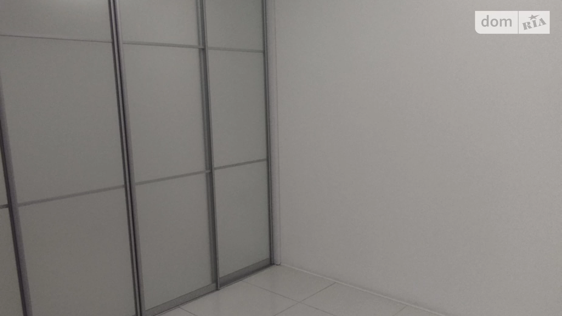 Сдается в аренду офис 21 кв. м в бизнес-центре, цена: 6200 грн - фото 2