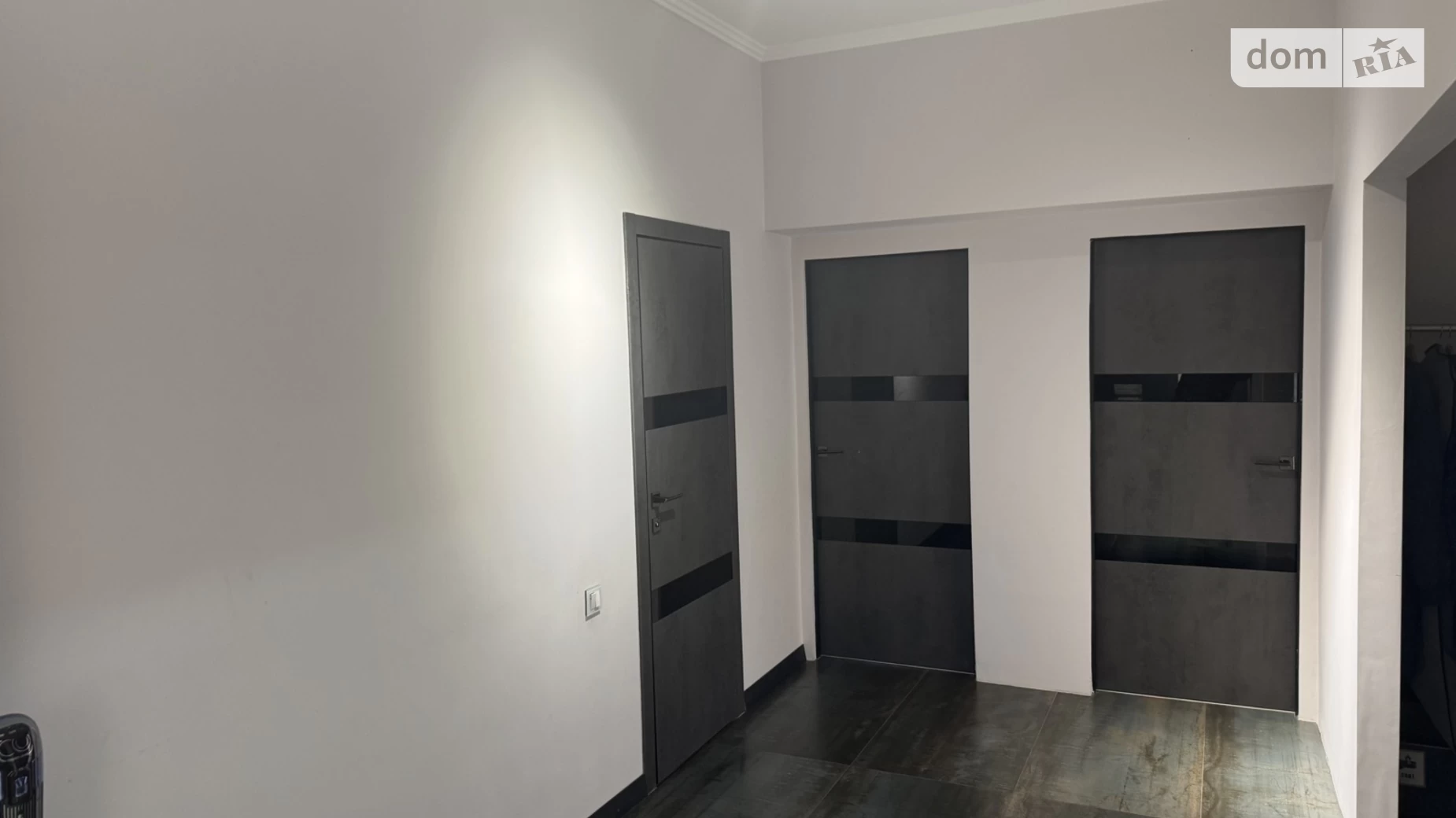 Продається 2-кімнатна квартира 88.3 кв. м у Мукачеві, вул. Августина Штефана, 1 - фото 3