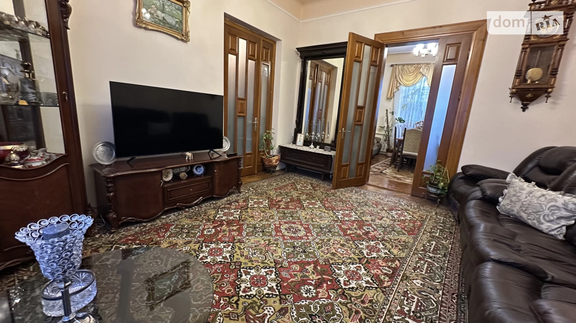 Продается дом на 2 этажа 212 кв. м с гаражом, цена: 320000 $ - фото 3