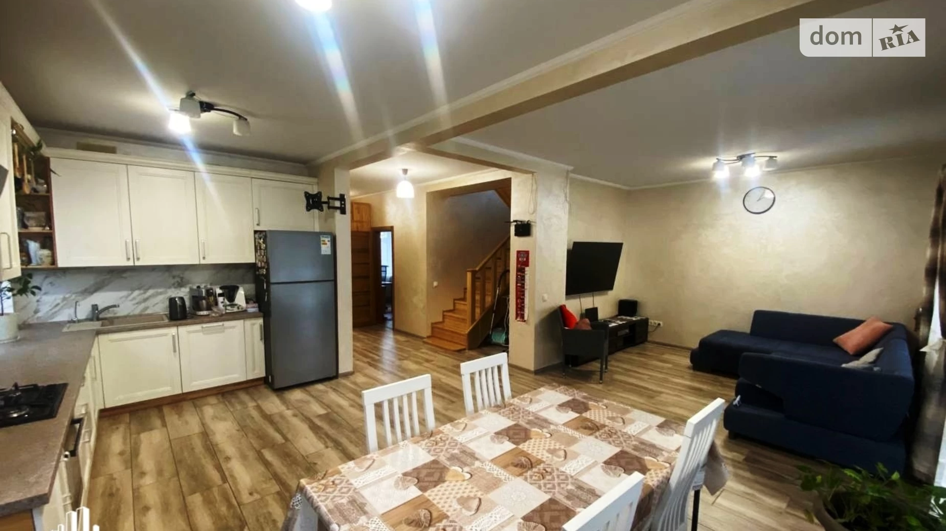 Продается дом на 2 этажа 151.8 кв. м с беседкой, цена: 280000 $ - фото 4