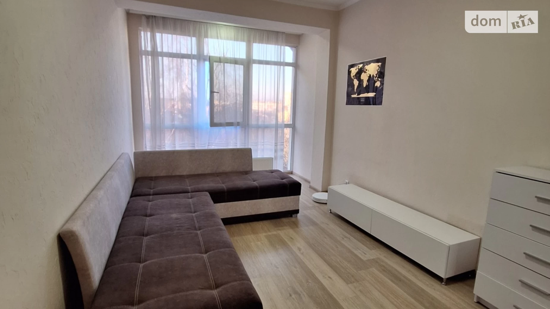 Продается 1-комнатная квартира 44 кв. м в Черновцах, ул. Полетаева Федора, 2 - фото 3