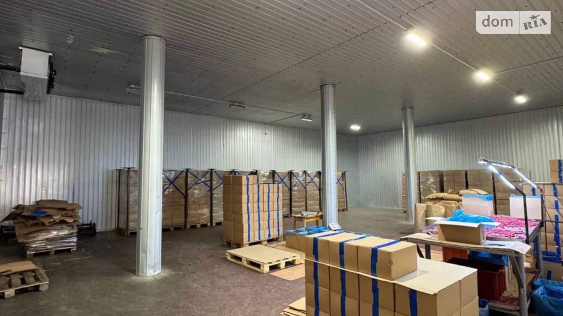 Продается объект сферы услуг 3342 кв. м в 2-этажном здании, цена: 3000000 $ - фото 4