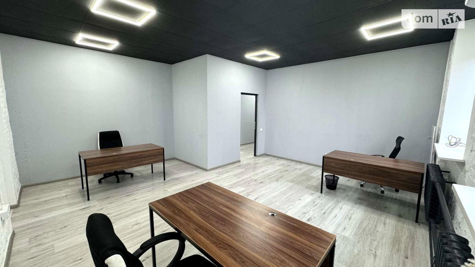 Сдается в аренду офис 257 кв. м в бизнес-центре, цена: 1800 $ - фото 4