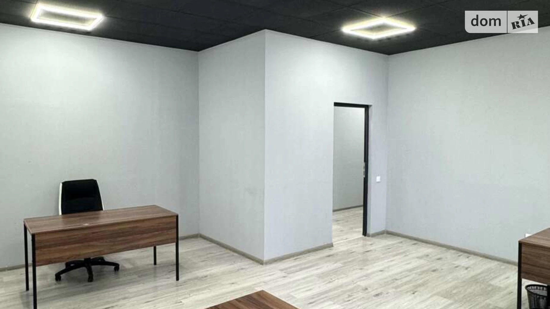 Сдается в аренду офис 257 кв. м в бизнес-центре, цена: 1800 $ - фото 5