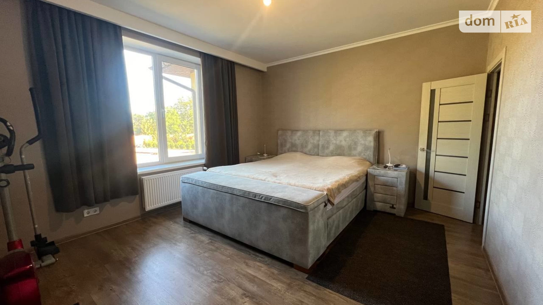 Продается одноэтажный дом 203.6 кв. м с верандой, цена: 140000 $ - фото 3