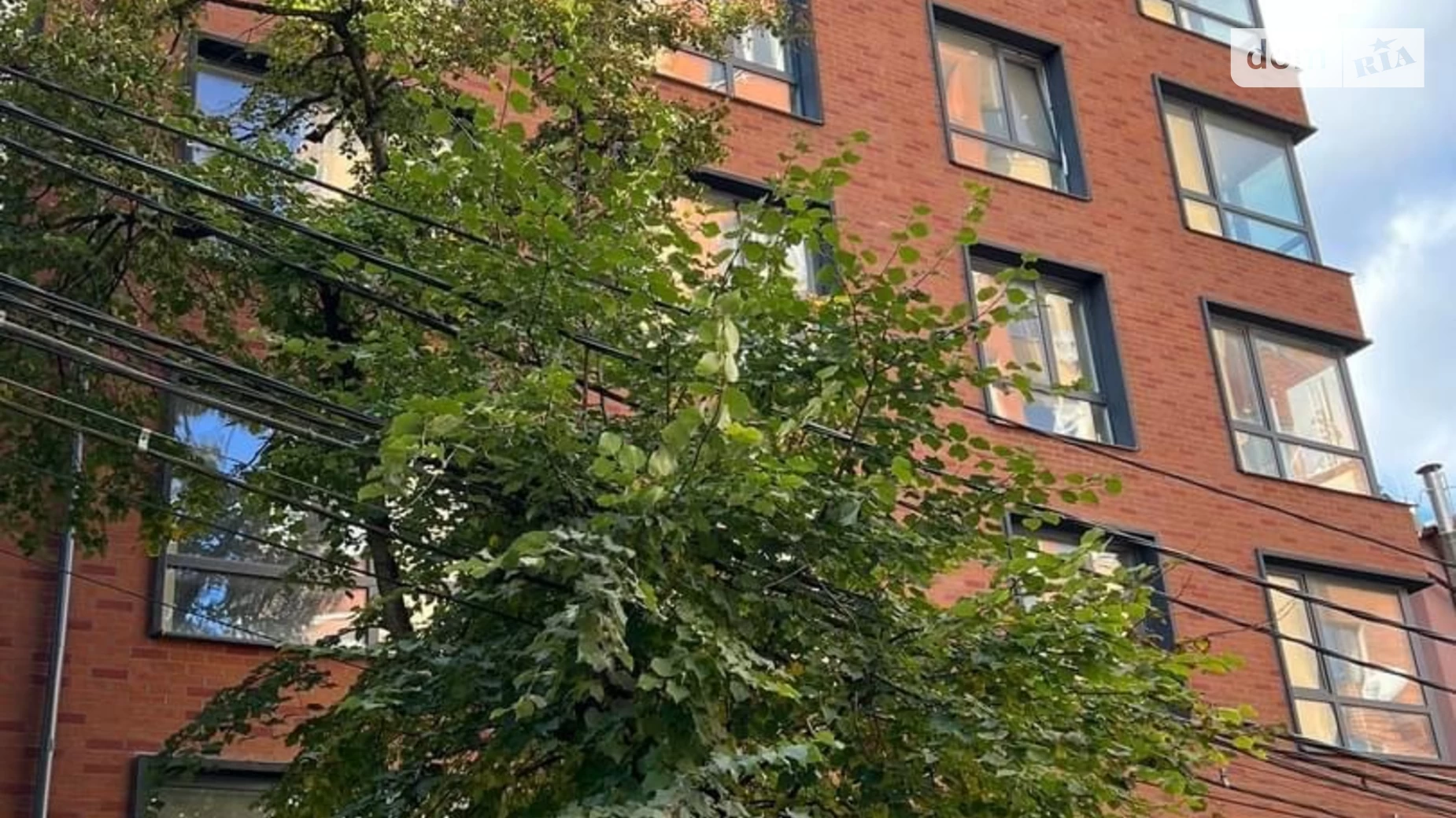 1-кімнатна квартира 57 кв. м у Тернополі, вул. Барвінських Родини, 6 - фото 2