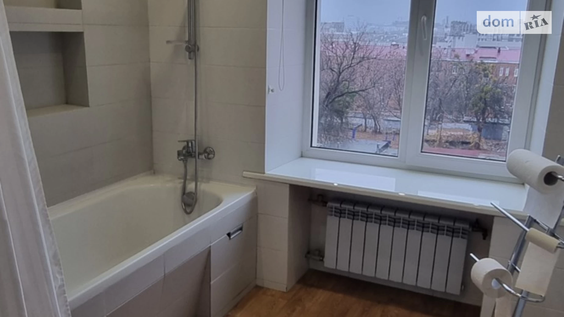 Продается 1-комнатная квартира 45 кв. м в Харькове, Защитников Украины майд., 1 - фото 3