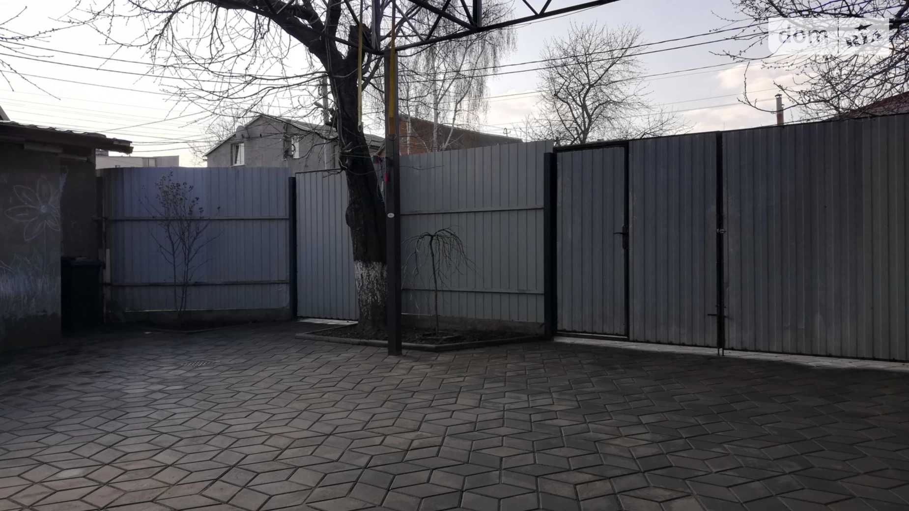 Продается одноэтажный дом 81 кв. м с гаражом, цена: 71000 $ - фото 2