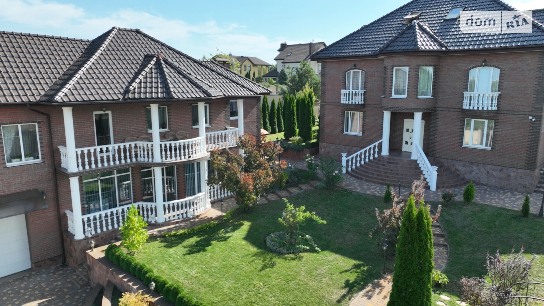 Продается дом на 2 этажа 309.5 кв. м с подвалом, цена: 590001 $ - фото 2