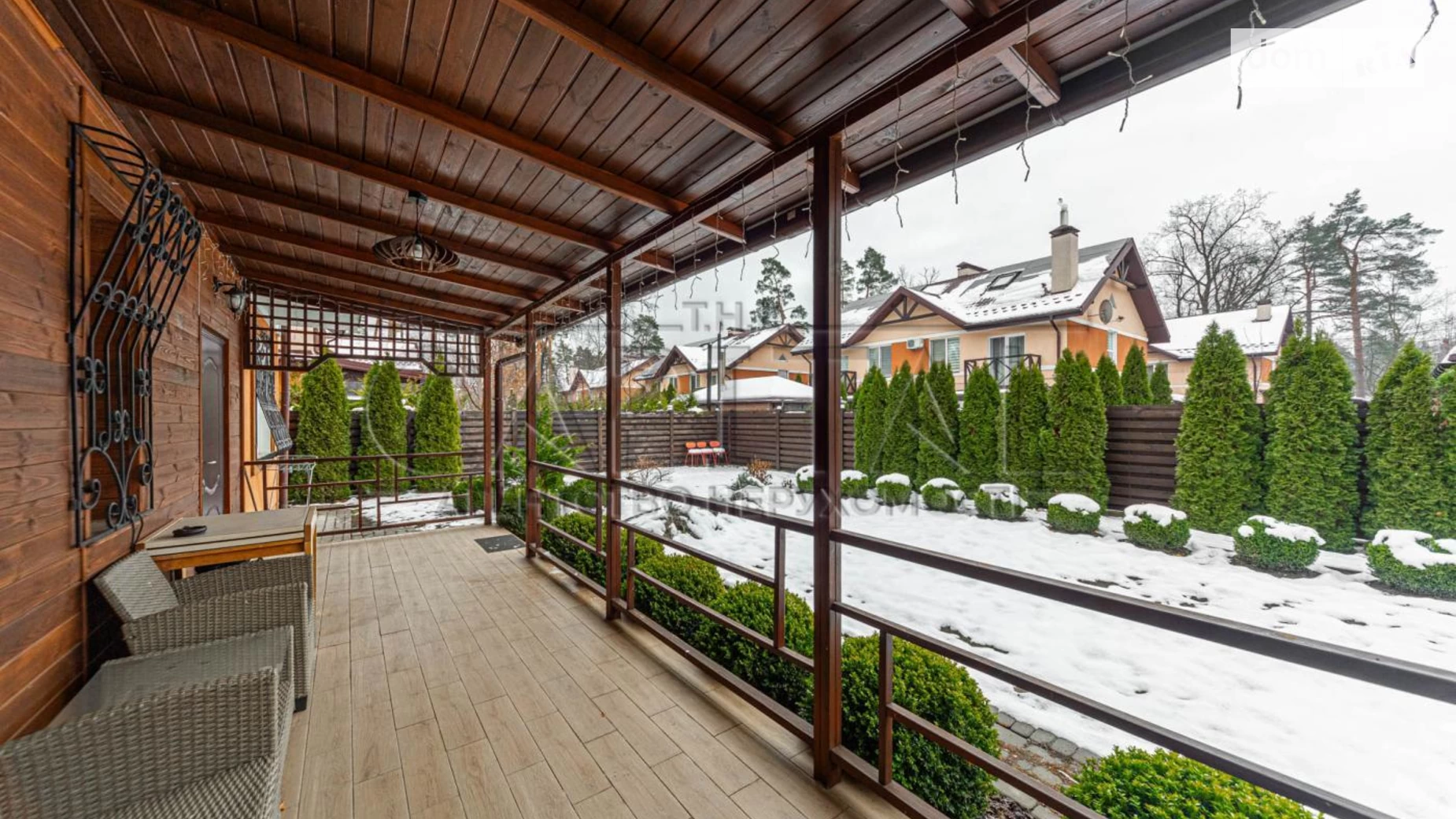 Сдается в аренду дом на 2 этажа 165 кв. м с садом, цена: 1600 $ - фото 4
