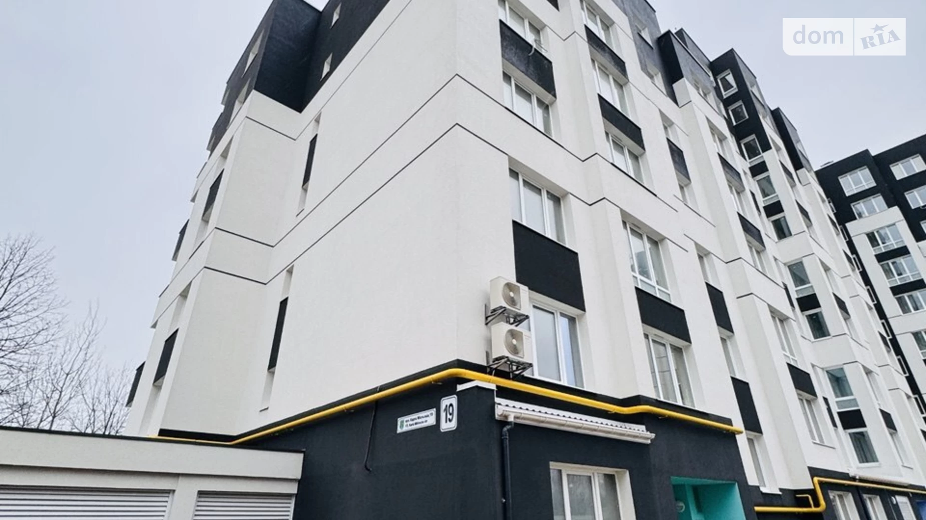 Продается 1-комнатная квартира 43.2 кв. м в Львове, ул. Миклеша Карла - фото 3