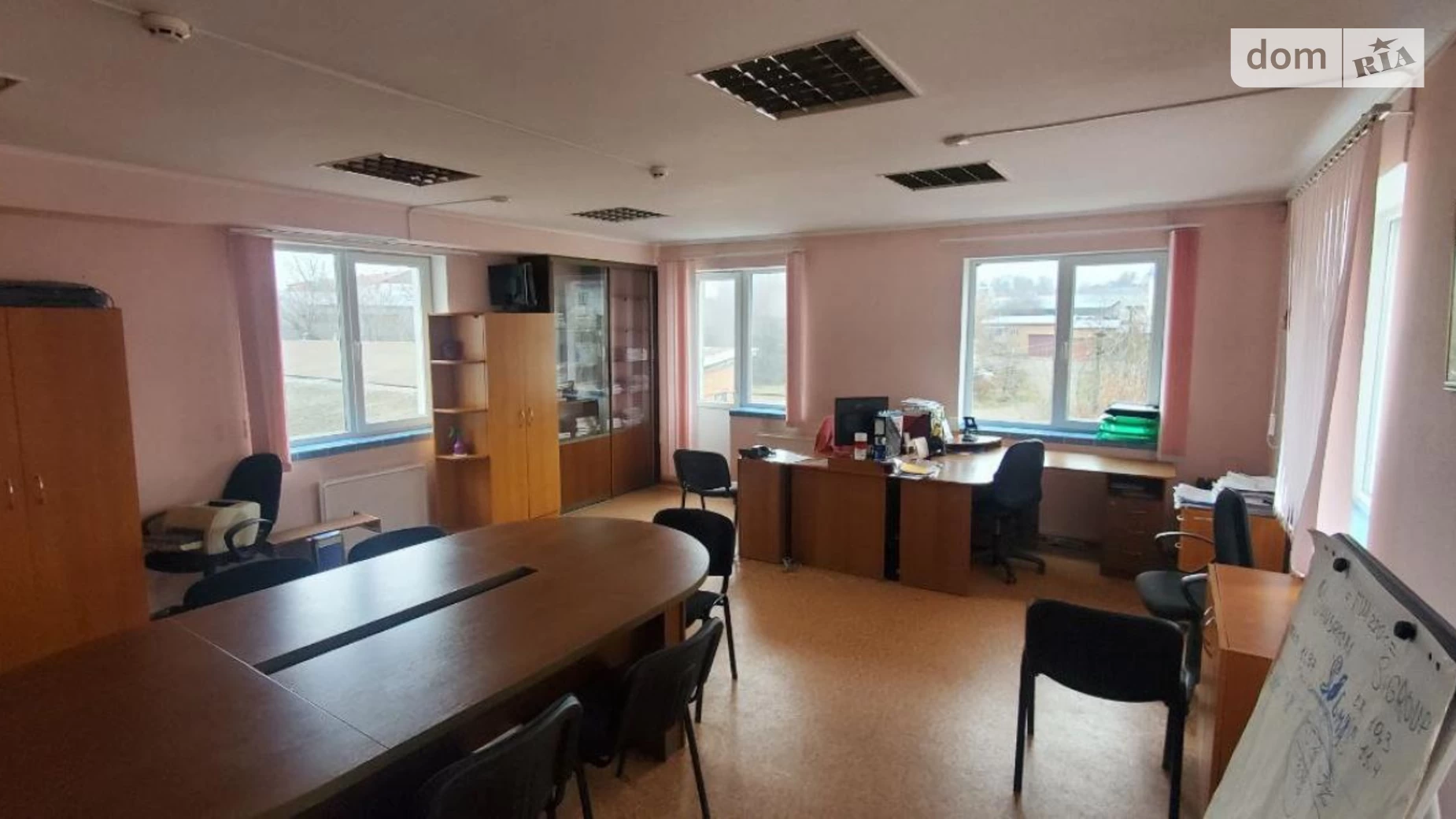 Здається в оренду офіс 77.5 кв. м в бізнес-центрі, цена: 9300 грн - фото 2