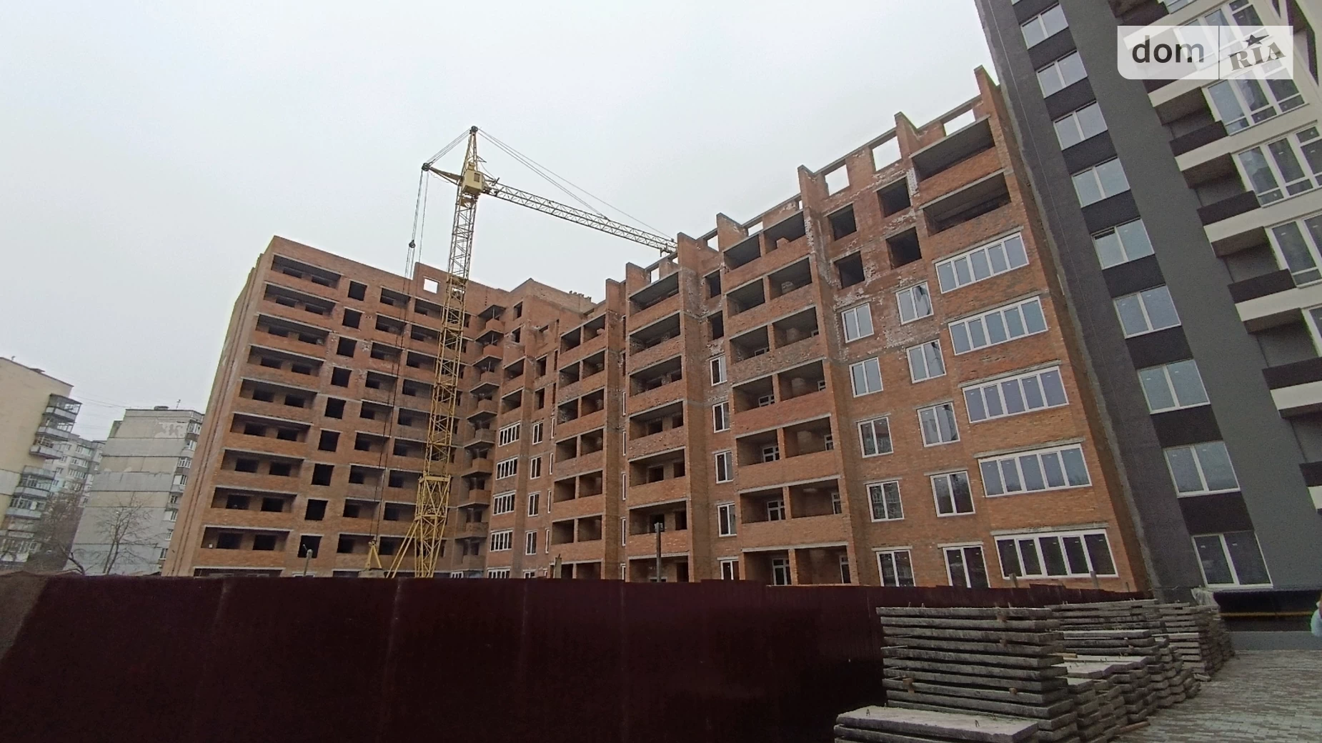 Продается 1-комнатная квартира 46 кв. м в, цена: 29500 $ - фото 2