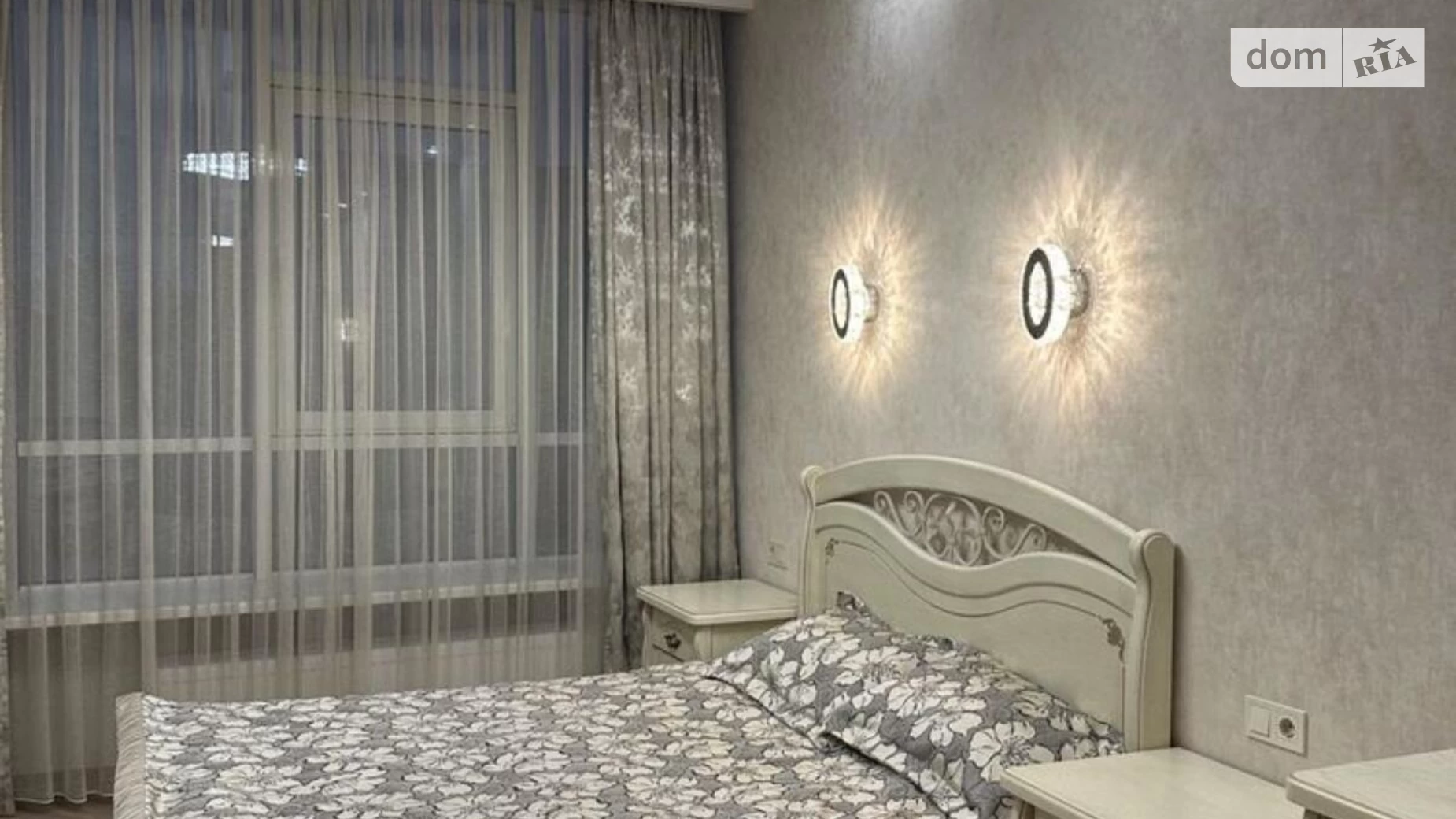 Продается 1-комнатная квартира 45.7 кв. м в Одессе, бул. Французский, 60В - фото 2