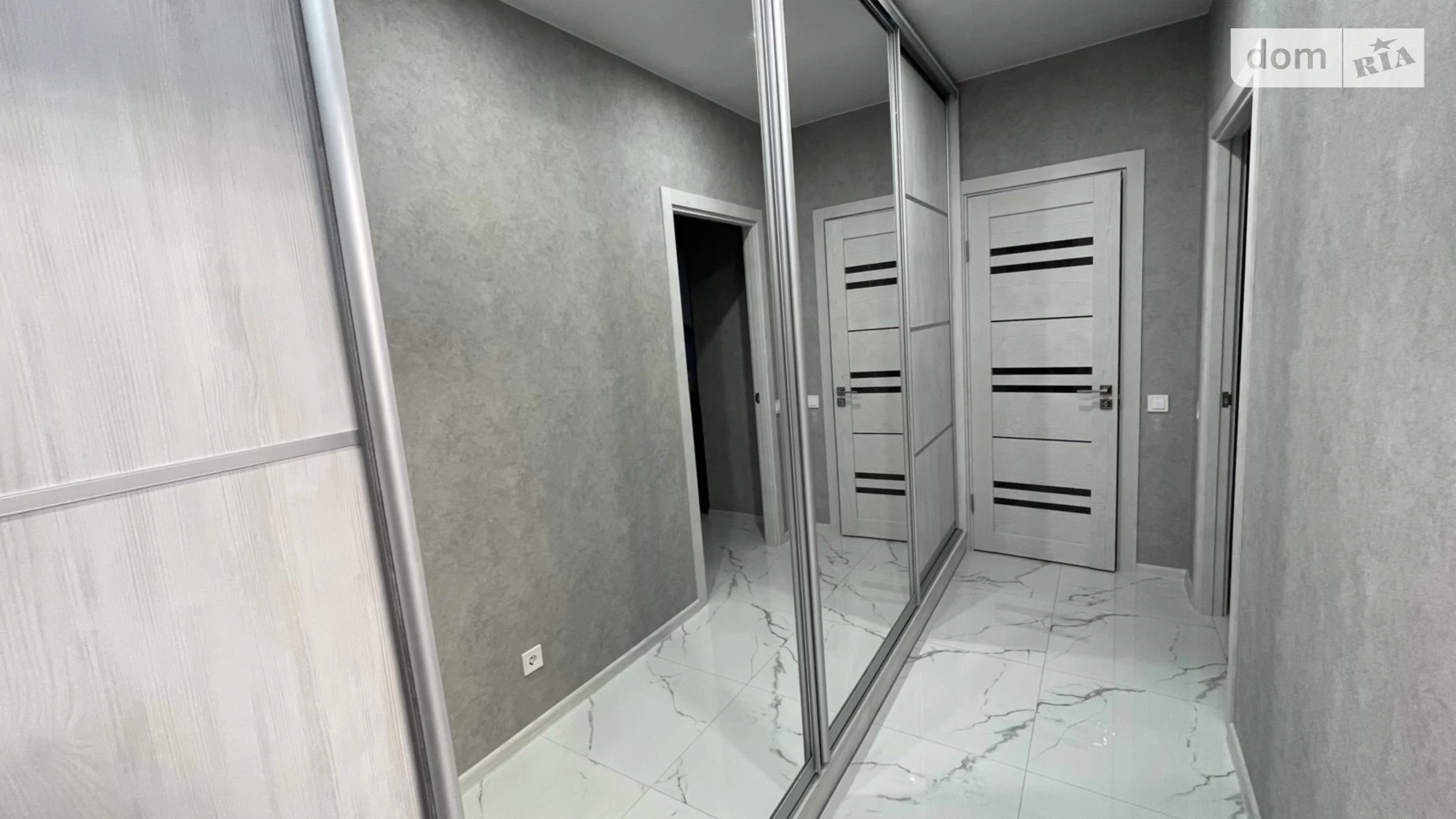 Продается 1-комнатная квартира 49 кв. м в Виннице, ул. Николаевская, 33 - фото 2