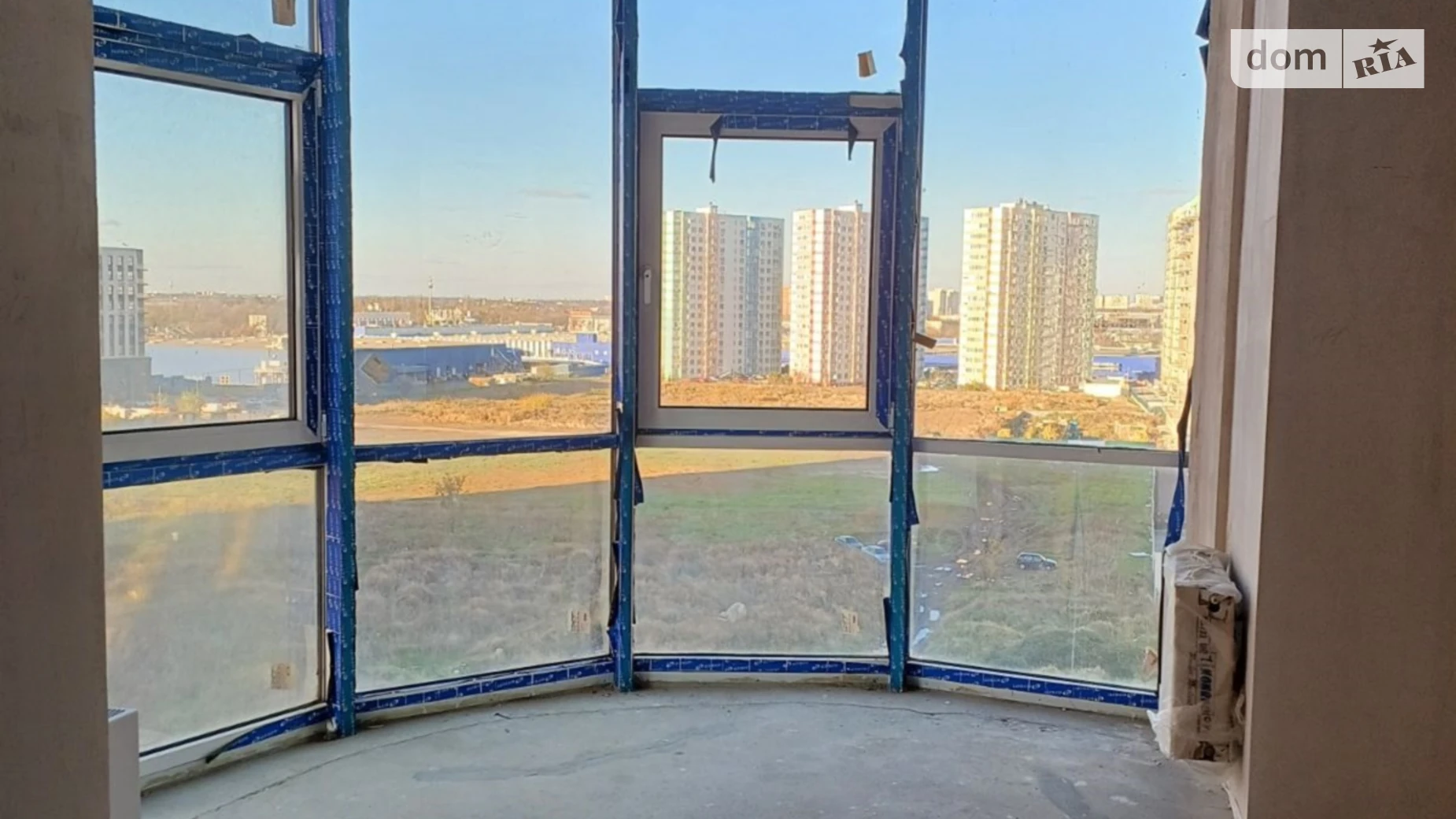 Продается 2-комнатная квартира 61.6 кв. м в Лиманке, ул. Жемчужная, 3 - фото 2