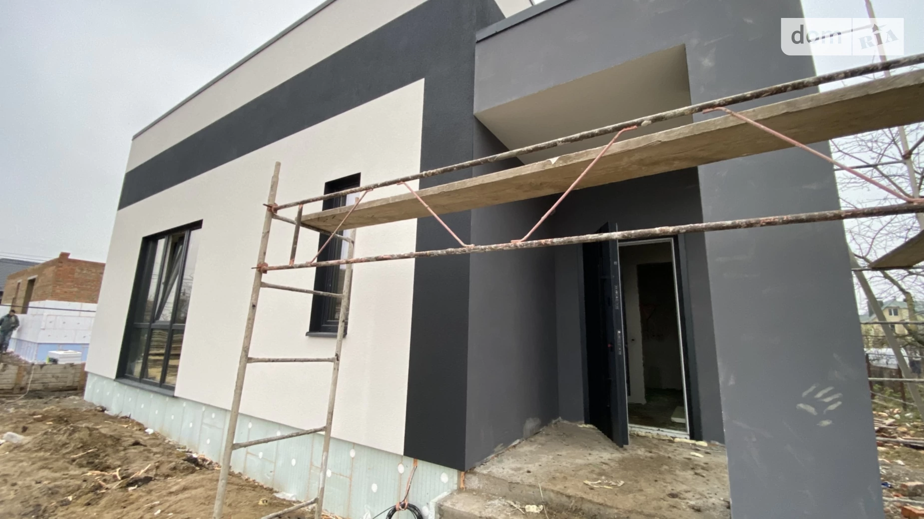 Продается одноэтажный дом 110 кв. м с подвалом, цена: 130000 $ - фото 2