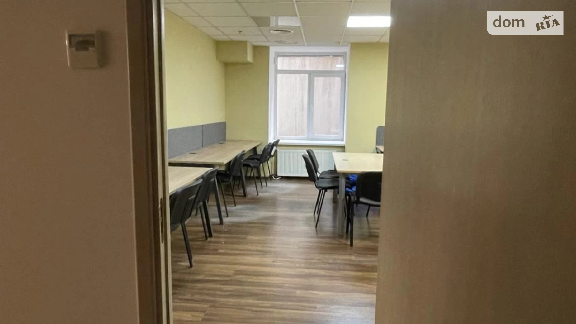 Здається в оренду офіс 25 кв. м в бізнес-центрі, цена: 375 $ - фото 5