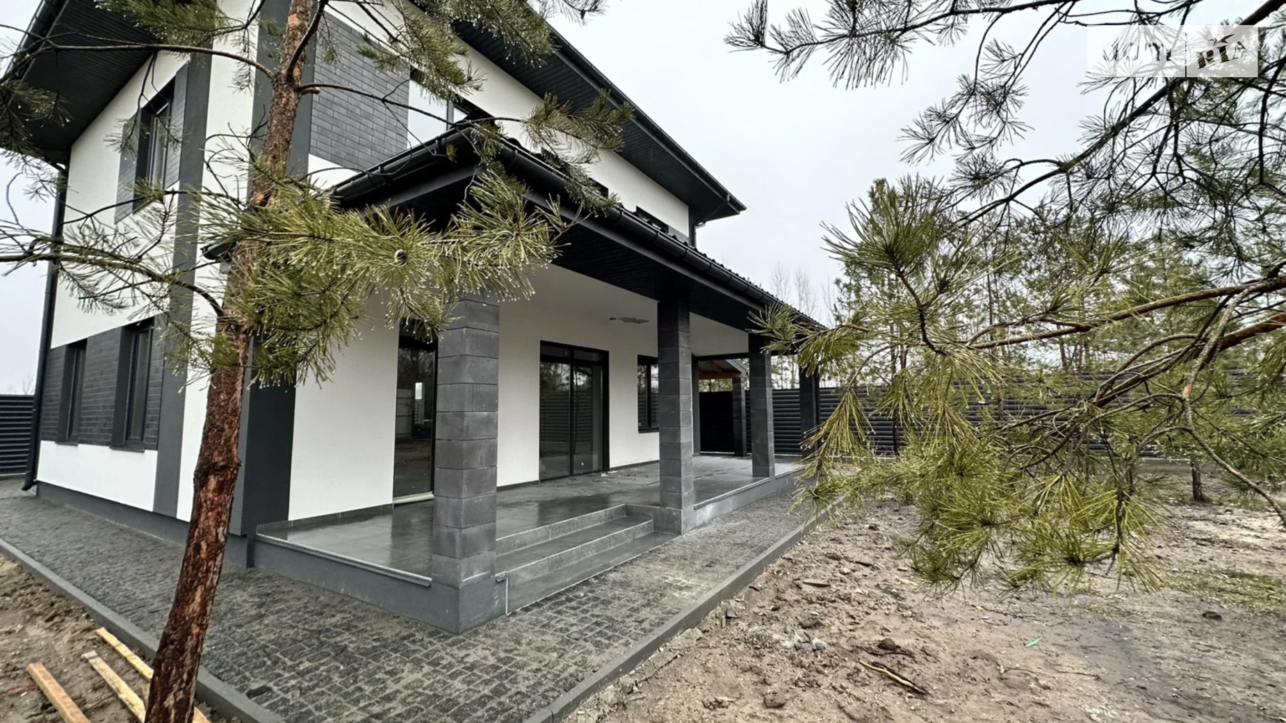 Продается дом на 2 этажа 150 кв. м с садом, цена: 165000 $ - фото 4