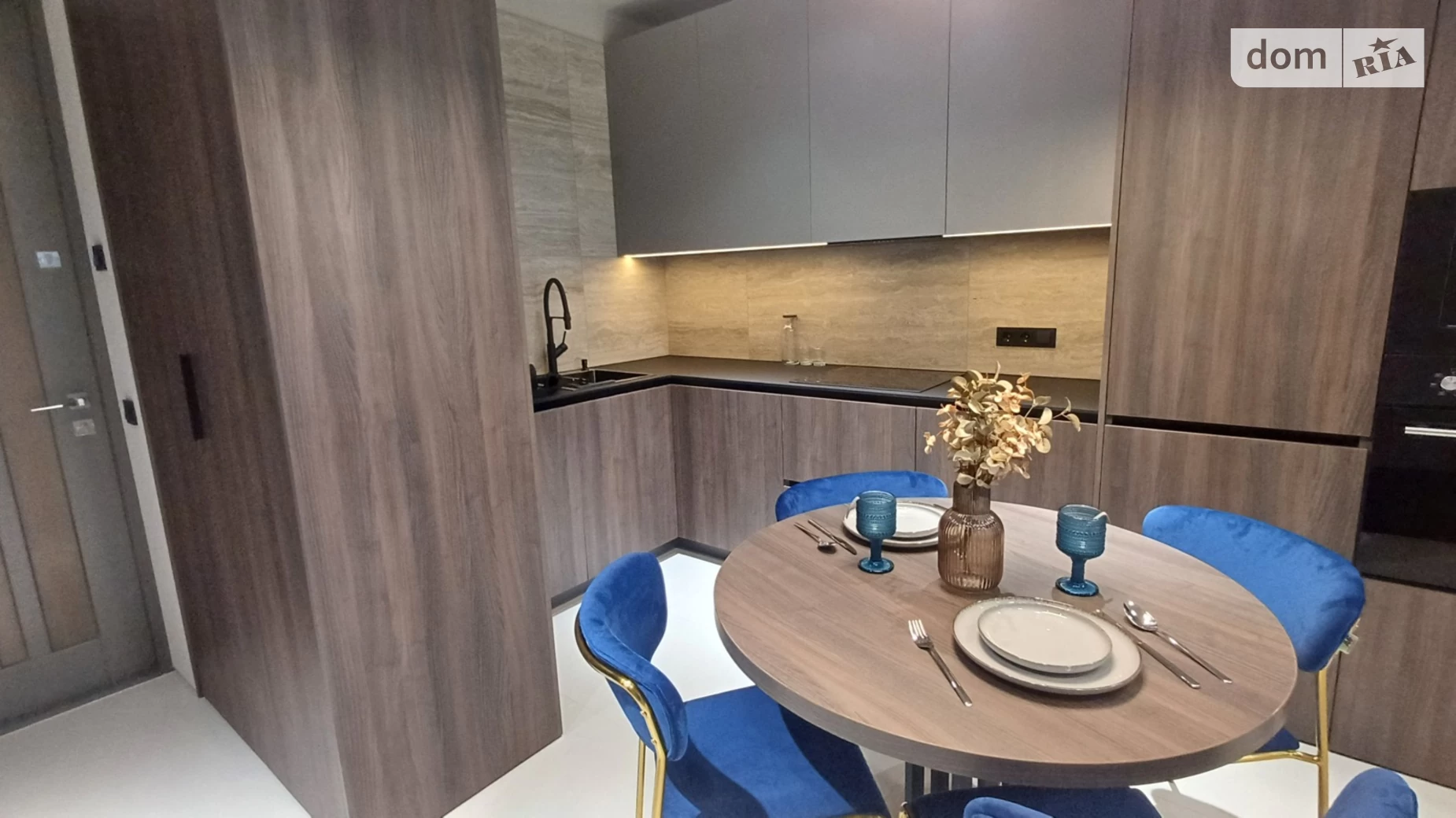 Продается 1-комнатная квартира 43 кв. м в Ужгороде, цена: 102499 $ - фото 3