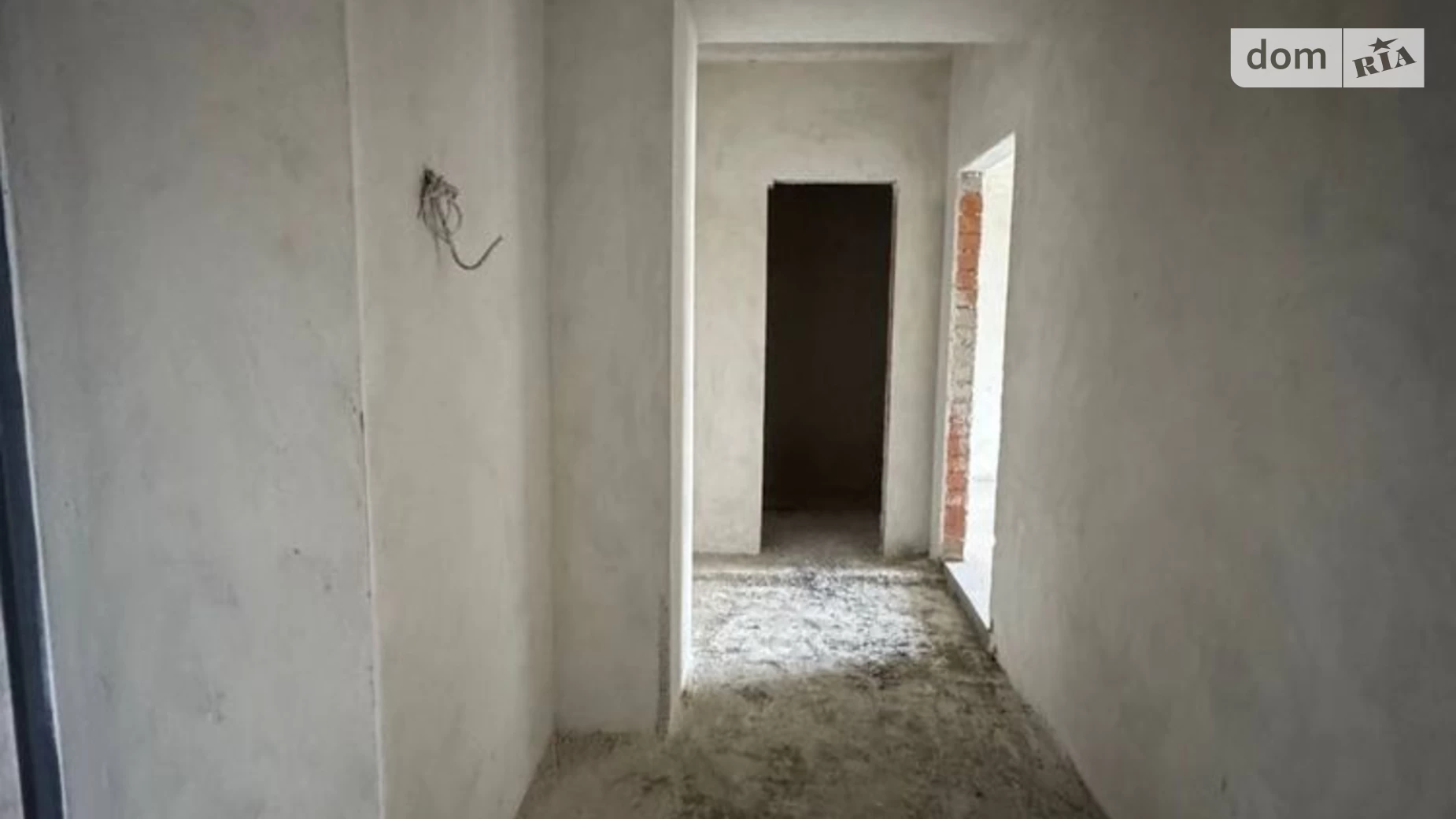 Продается 2-комнатная квартира 65 кв. м в Ивано-Франковске, ул. Молодежная - фото 2