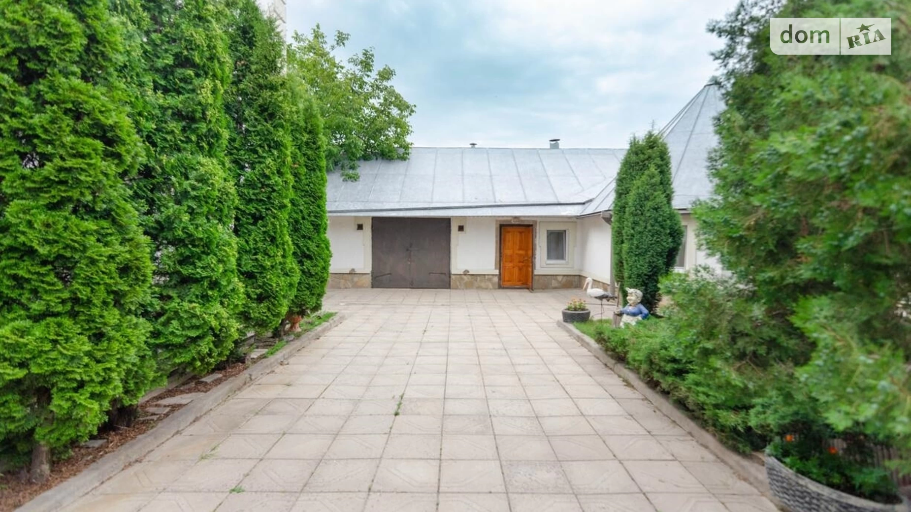 Продается дом на 2 этажа 266 кв. м с мебелью, цена: 180000 $ - фото 2