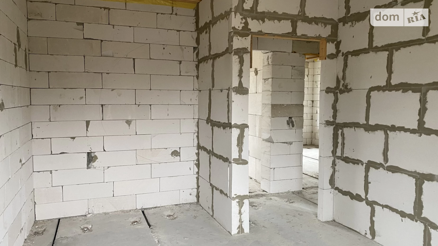 Продается дом на 2 этажа 140 кв. м с камином, цена: 80000 $ - фото 3