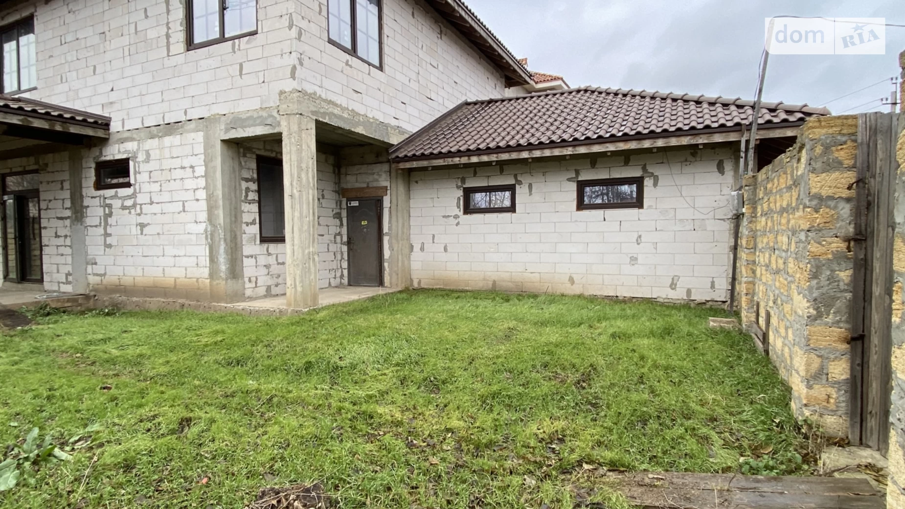 Продается дом на 2 этажа 210 кв. м с подвалом, цена: 145000 $ - фото 4