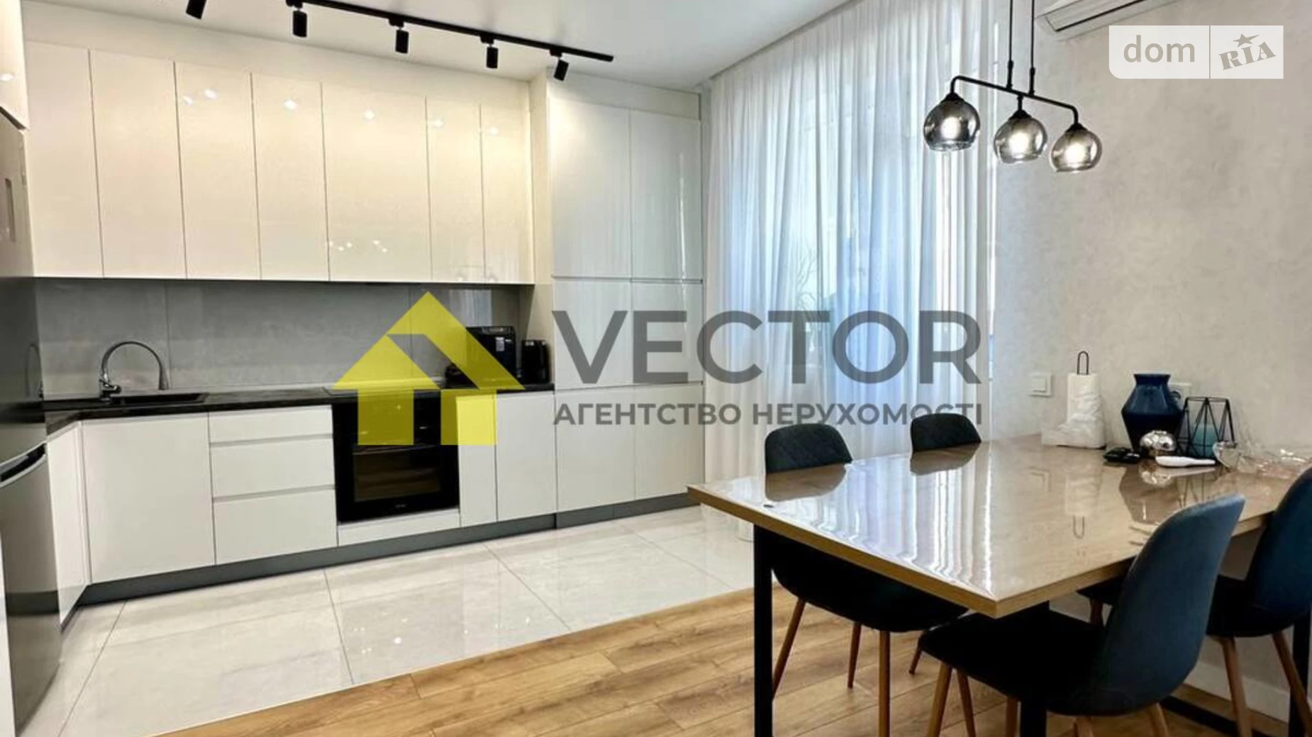 Продается 2-комнатная квартира 75.8 кв. м в Рассошенцах, ул. Полтавская - фото 4